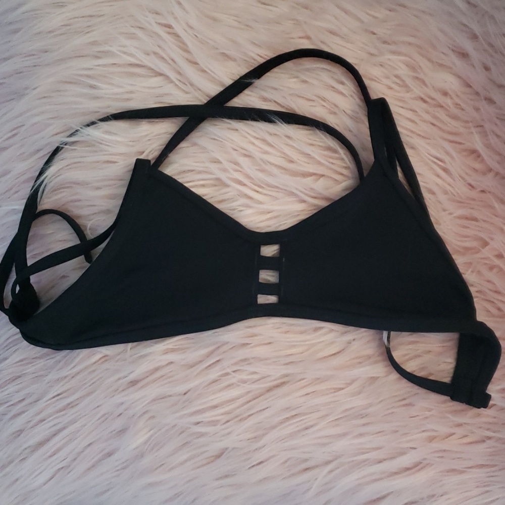Jolyn Bikini Top